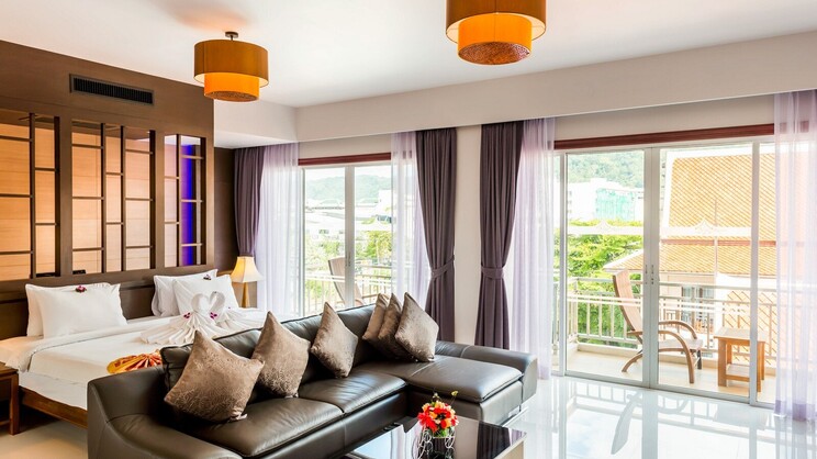 Suite with City View